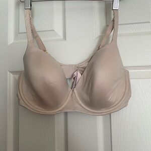 Victoria’s Secret Lined Demi Bra 38DD